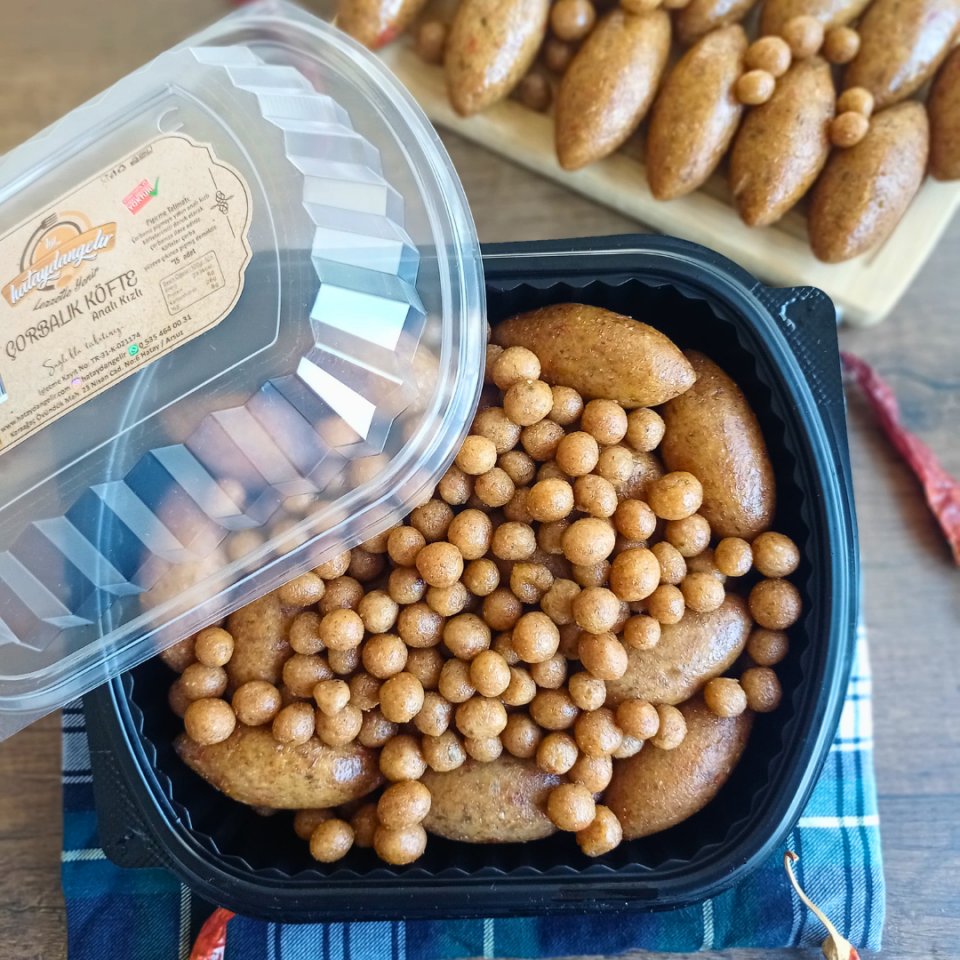 Çorbalık Analı Kızlı Köfte
